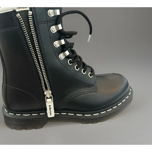 NWOT Dr.Martens SZ 6 1460 Zipped HDW women’s Airwair With Bouncing Soles Black - Picture 9 of 10